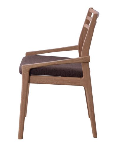チェア チェア ダイニングチェア チェアー イス 椅子 いす おしゃれ かわいい カフェ風 シンプル モダン ナチュラル デザイン 座り心地 美しいフォルム 職人 ベーシックカラー
