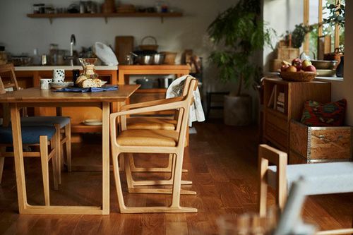 チェア チェア ダイニングチェア チェアー イス 椅子 いす おしゃれ かわいい カフェ風 シンプル モダン ナチュラル デザイン 座り心地 レトロ オーク 合皮