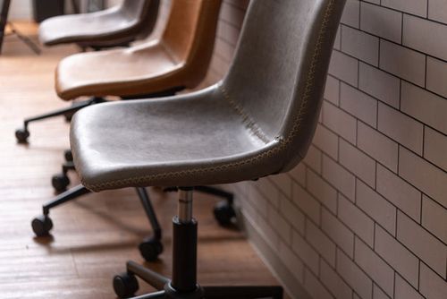 デスクチェア チェア チェアー イス 椅子 いす おしゃれ かわいい カフェ風 シンプル モダン ナチュラル デザイン 座り心地 オフィスチェア 勉強 レトロ ヴィンテージ オフィス 北欧風